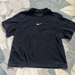 The Nike Tee - Sz YXL. Great condition!
